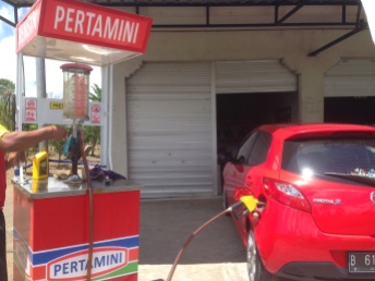 Super mini petrol station on the way! No choice! We need petrol urgently!